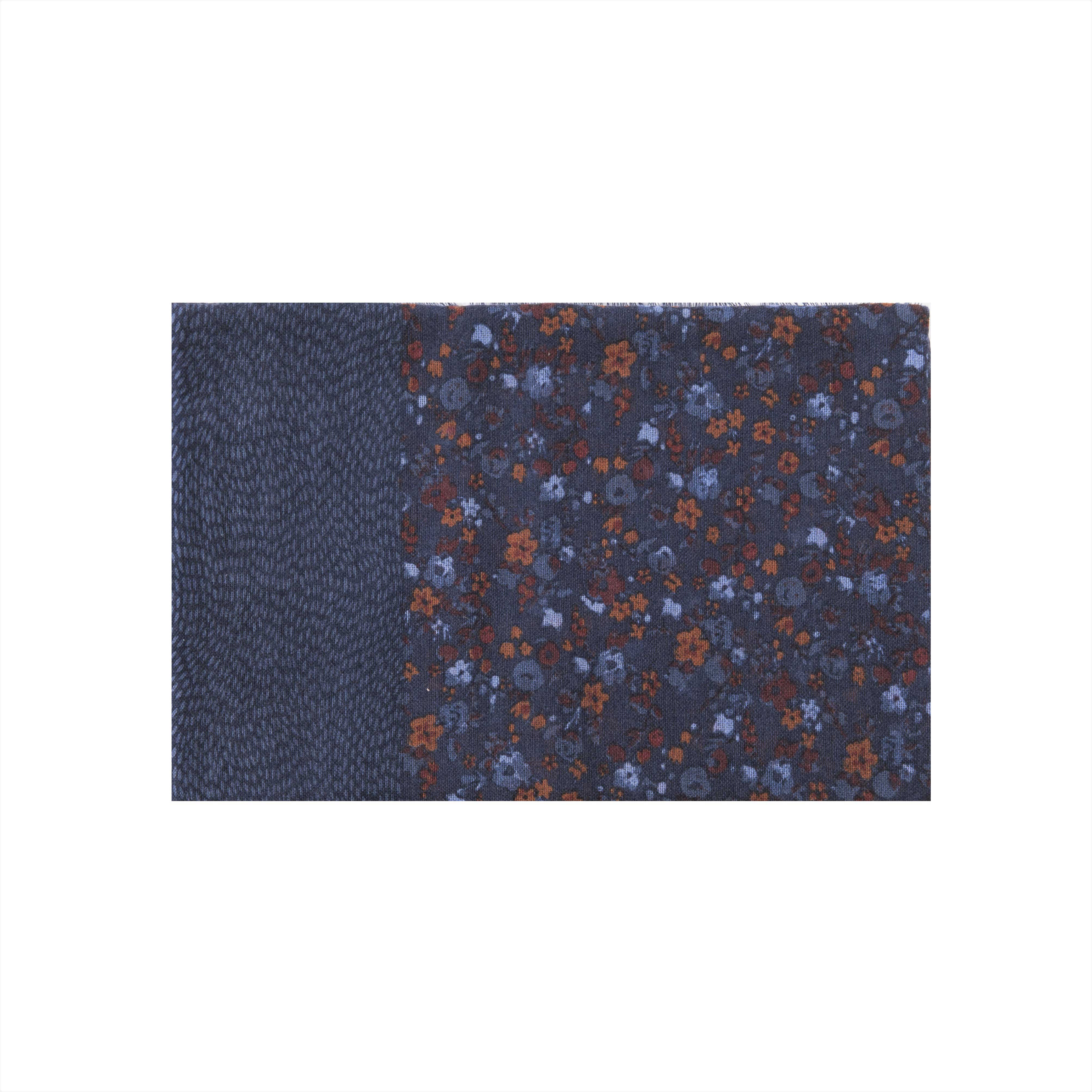 COLCHIDES - ÉCHARPE EN LAINE BLEU, ROUGE ET ORANGE AU MOTIF FLORAL